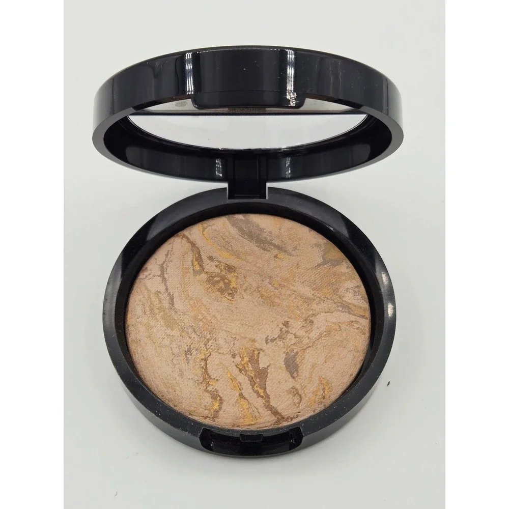 Laura Geller Baked Balance-n-Brighten Foundation Medium 0.32oz New in Box